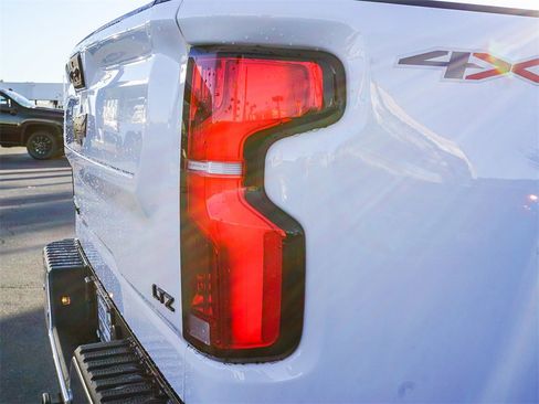 New 2026 Chevrolet Silverado 3500 LTZ w/ LTZ Premium Package image 7