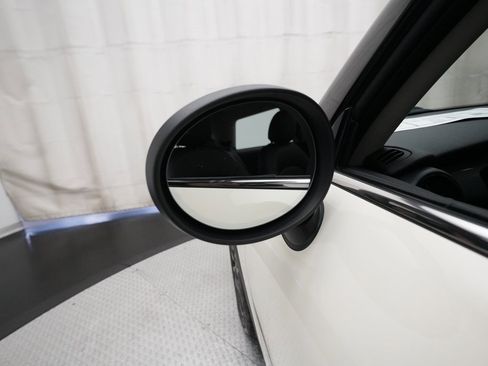 Used 2017 MINI Cooper 2-Door Hardtop image 23