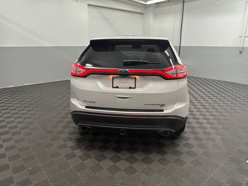 Used 2018 Ford Edge Titanium w/ Equipment Group 302A AWD/4WD image 8