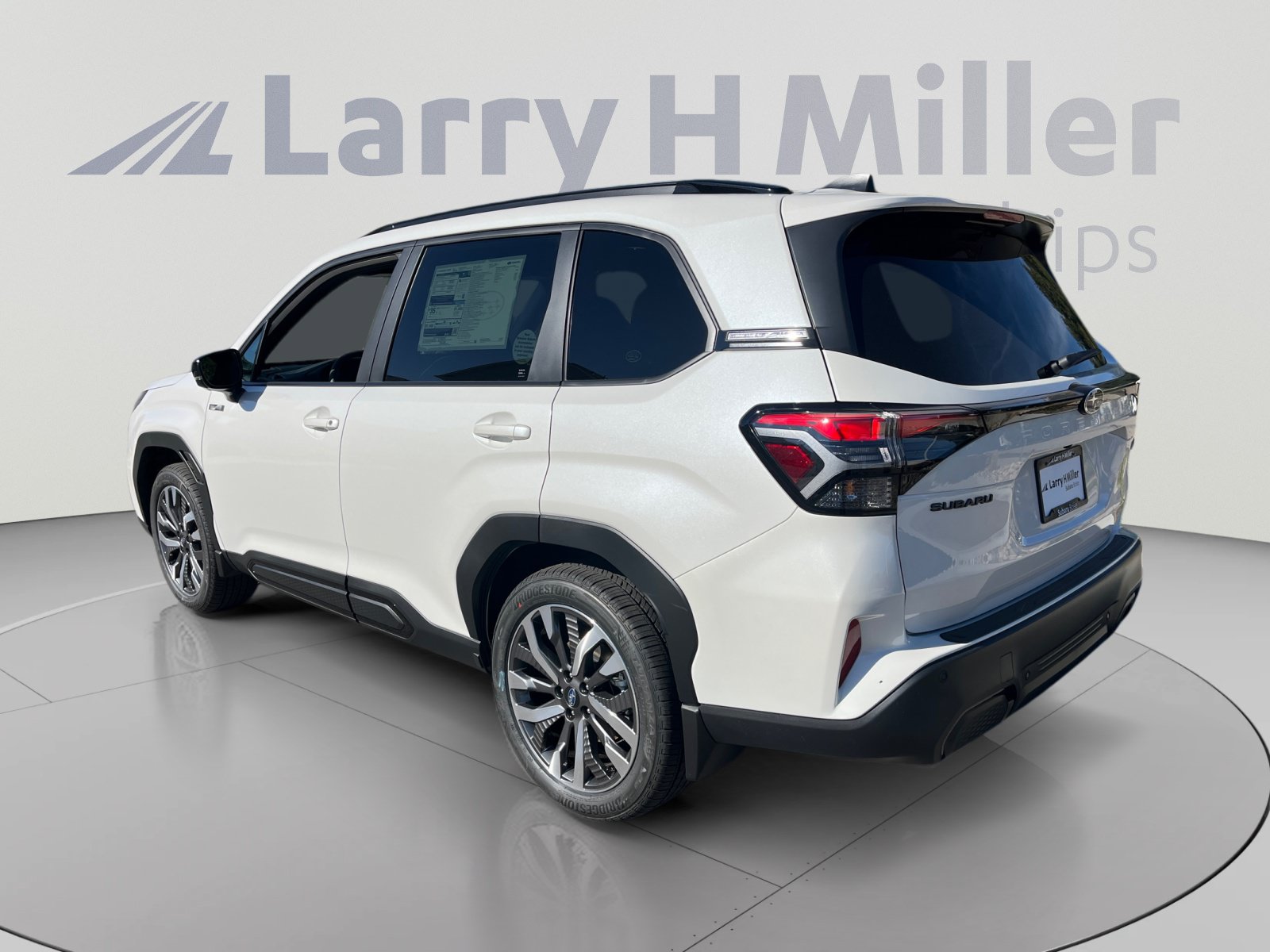 New 2026 Subaru Forester Touring AWD/4WD image 3