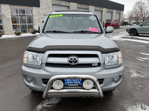 Used 2007 Toyota Sequoia SR5 image 12