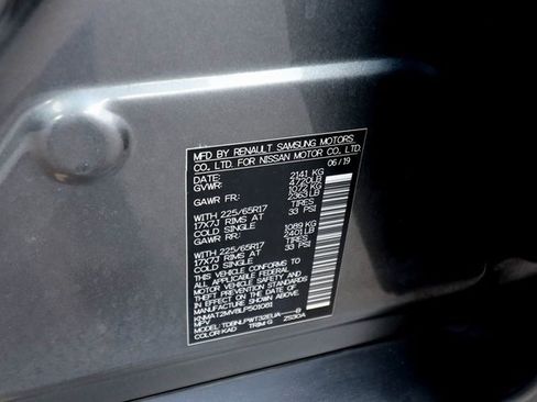 Used 2020 Nissan Rogue S image 35