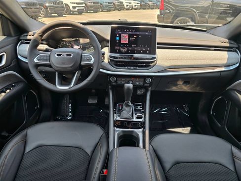 New 2026 Jeep Compass Latitude AWD/4WD image 6