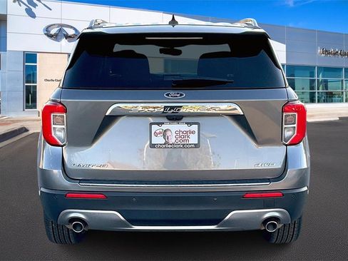 Used 2023 Ford Explorer Limited w/ Equipment Group 301A image 4