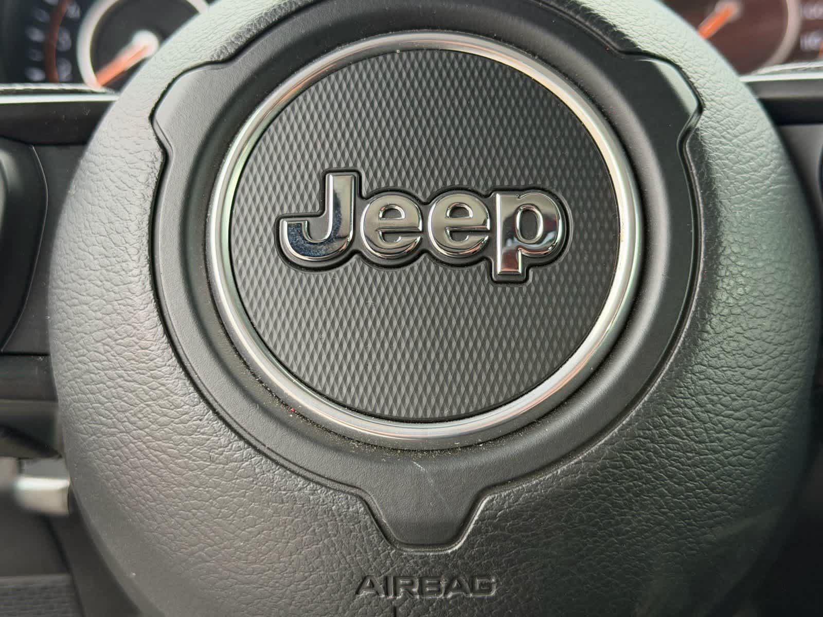 Used 2022 Jeep Wrangler Unlimited Sport AWD/4WD image 16
