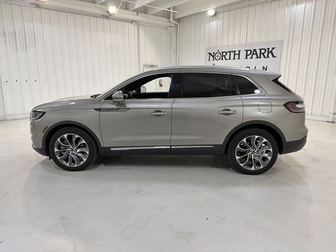 Used 2023 Lincoln Nautilus Reserve w/ Cargo Utility Package image 2