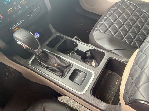 Used 2019 Ford Escape SE AWD/4WD image 13