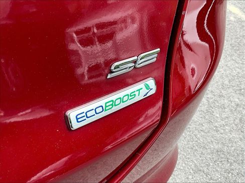 Used 2017 Ford Fusion SE w/ Equipment Group 201A FWD image 24