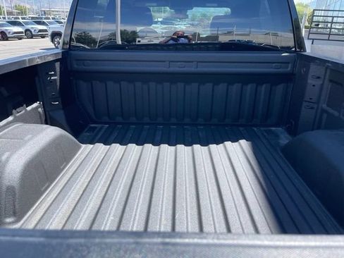 Used 2025 GMC Sierra 1500 Elevation w/ X31 Off-Road Package AWD/4WD image 15