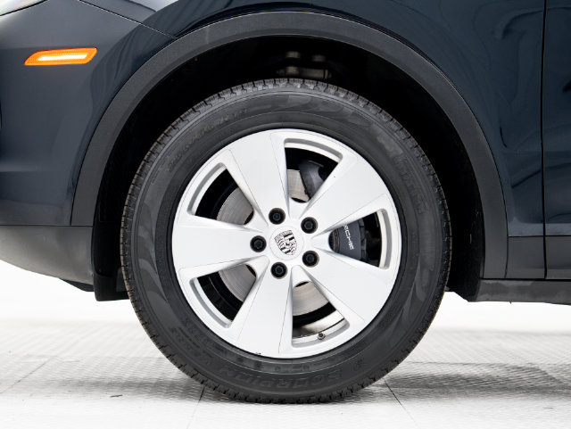 Certified 2020 Porsche Cayenne AWD/4WD image 34