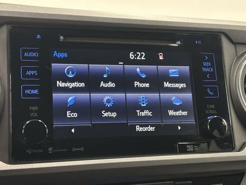 Used 2017 Toyota Tacoma TRD Off-Road w/ Premium & Technology Package image 23