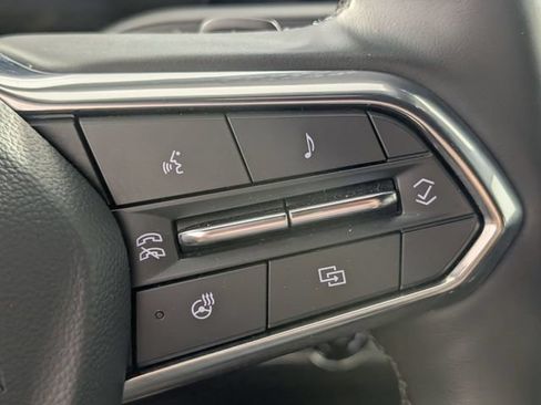 Used 2025 Chevrolet Equinox LT FWD image 15
