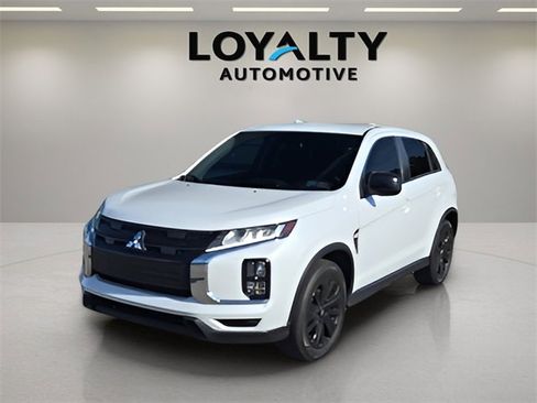 Used 2024 Mitsubishi Outlander Sport LE image 1