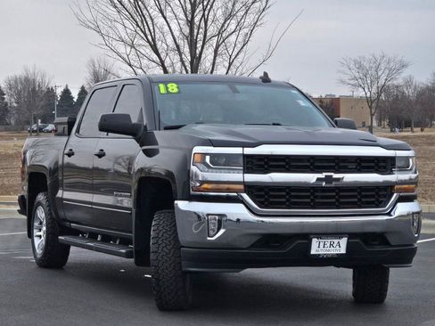 Used 2018 Chevrolet Silverado 1500 LT w/ All Star Edition AWD/4WD image 4