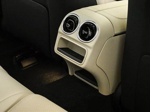 New 2026 Mercedes-Benz C 300 4MATIC Sedan image 19