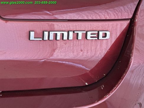 Used 2023 Jeep Grand Cherokee L Limited w/ Luxury Tech Group II AWD/4WD image 28