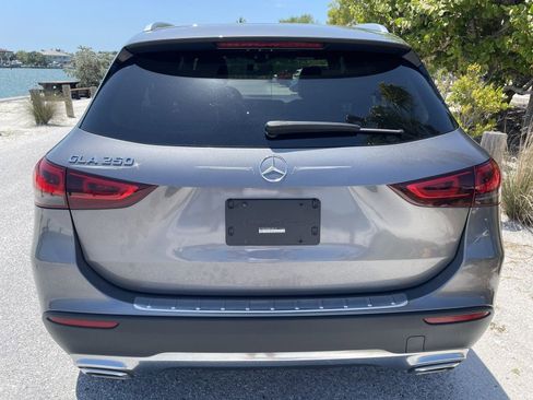 Used 2021 Mercedes-Benz GLA 250 w/ Premium Package image 27