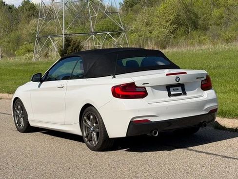 Used 2016 BMW M235i xDrive Convertible AWD/4WD image 24