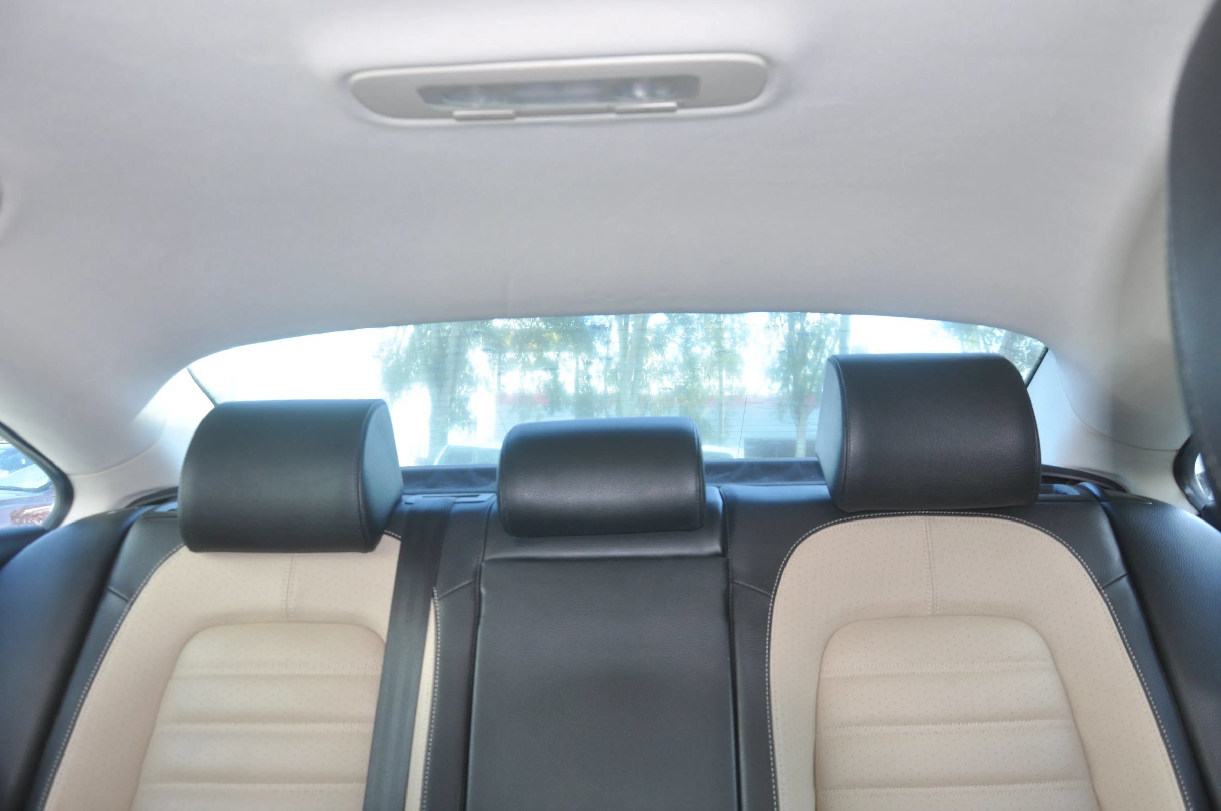 Used 2013 Volkswagen CC Sport FWD image 25