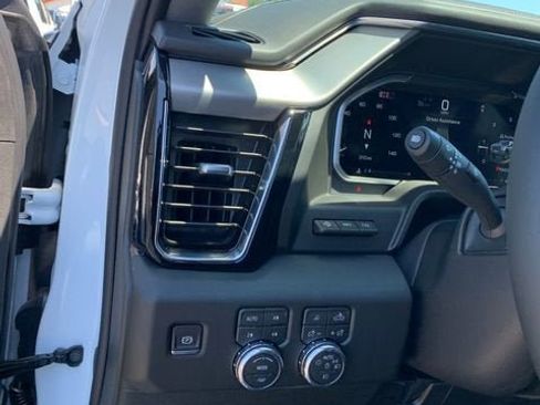 New 2026 GMC Sierra 2500 Denali w/ Denali Reserve Package AWD/4WD image 19