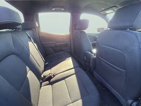 Used 2024 GMC Canyon Elevation image 13