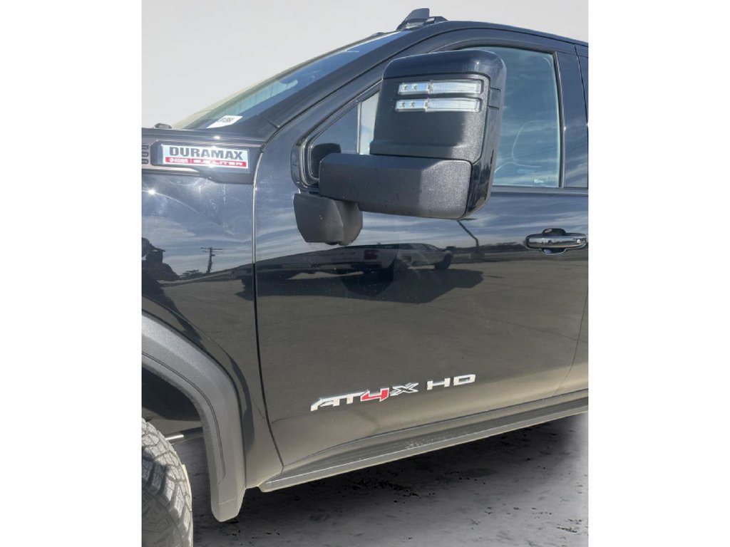 Used 2025 GMC Sierra 2500 AT4X AWD/4WD image 22