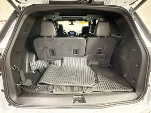 Used 2023 Chevrolet Traverse Premier AWD/4WD image 29