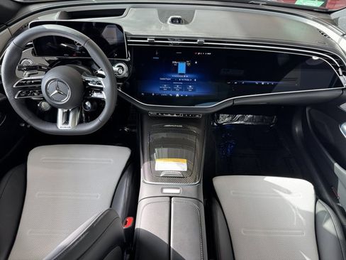 New 2026 Mercedes-Benz E 53 AMG e 4MATIC Sedan image 4