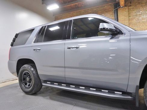 Used 2019 Chevrolet Tahoe 4WD w/ Enhanced Driver Alert Package image 9