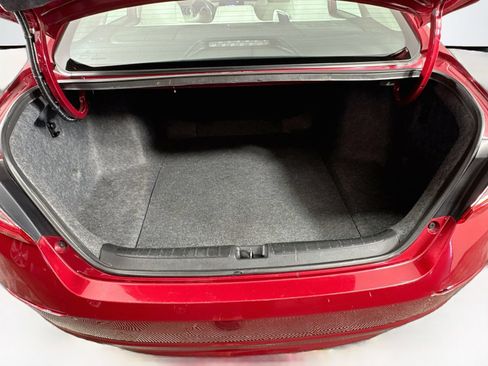 Used 2018 Honda Accord LX image 23