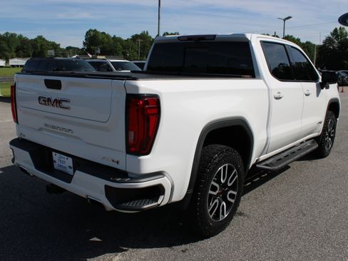 Used 2021 GMC Sierra 1500 AT4 w/ AT4 Premium Package AWD/4WD image 6