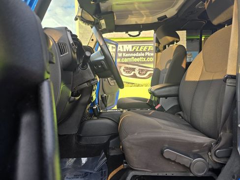 Used 2015 Jeep Wrangler Unlimited Sport w/ Quick Order Package 24S image 15