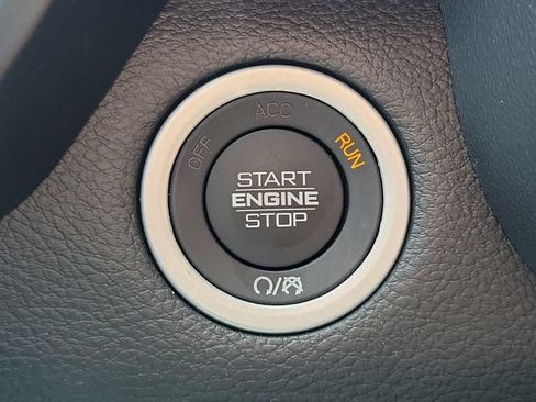 Used 2023 RAM 1500 Big Horn AWD/4WD image 29