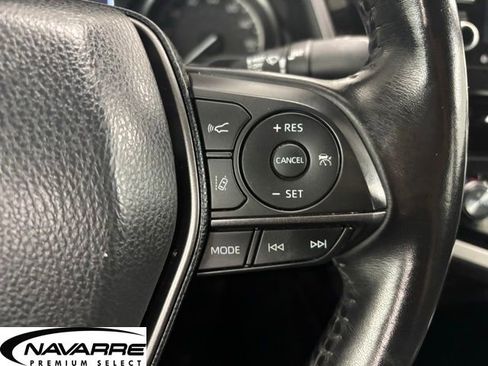 Used 2022 Toyota Camry SE image 21