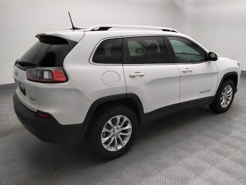 Used 2019 Jeep Cherokee Latitude w/ Popular Appearance Group AWD/4WD image 10