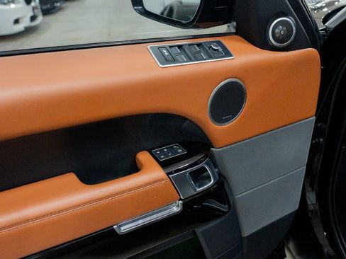 Used 2017 Land Rover Range Rover Sport Autobiography image 11