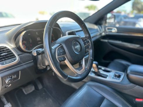 Used 2017 Jeep Grand Cherokee Limited w/ Trailer Tow Group IV AWD/4WD image 13