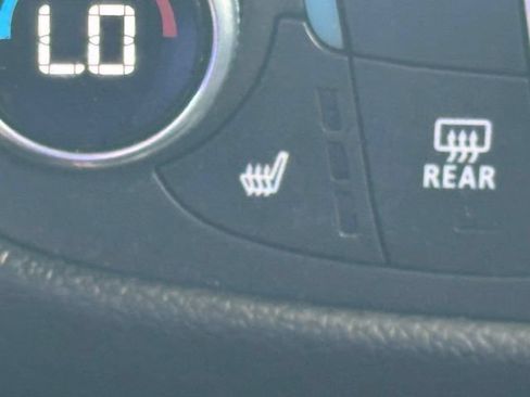 Used 2024 Chevrolet Equinox LT AWD/4WD image 33