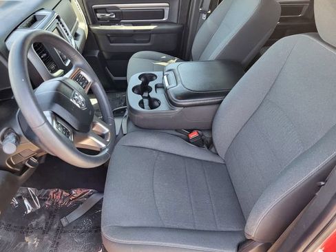Used 2024 RAM 1500 Warlock AWD/4WD image 19