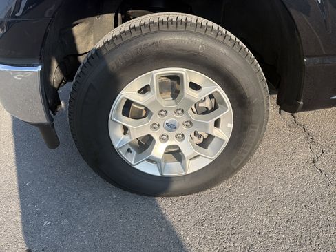 Used 2023 Ford F150 XLT image 11