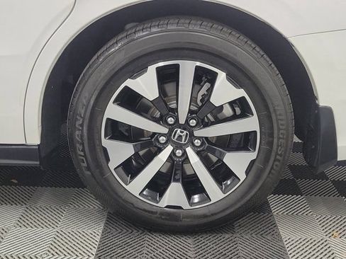 Certified 2025 Honda Odyssey EX-L image 10