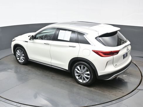 Used 2019 INFINITI QX50 Essential w/ Premium Heat Package image 36