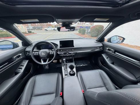 Used 2025 Honda Civic Sport Touring image 18