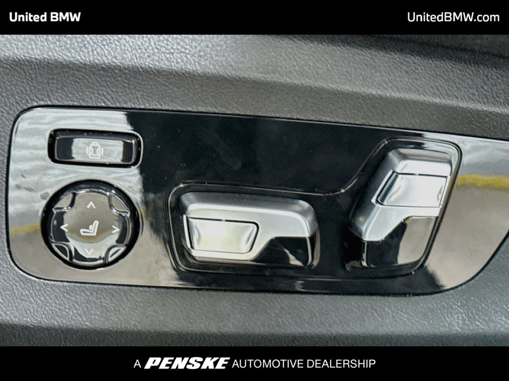 Used 2026 BMW X5 xDrive40i w/ M Sport Package AWD/4WD image 4