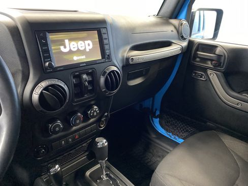 Certified 2018 Jeep Wrangler Unlimited Sport S image 14