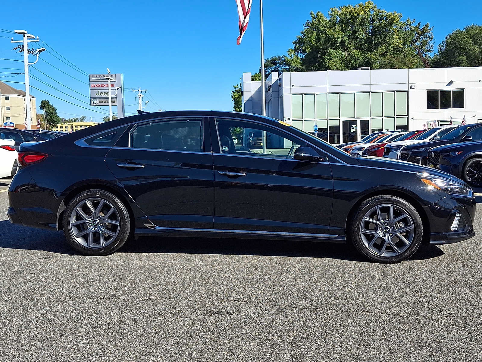 Used 2018 Hyundai Sonata Limited FWD image 7