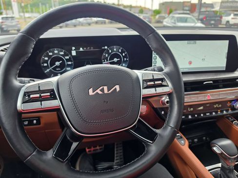 Certified 2025 Kia Telluride SX Prestige X-Line AWD/4WD image 22