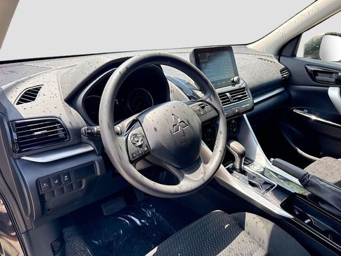 Used 2024 Mitsubishi Eclipse Cross AWD image 9
