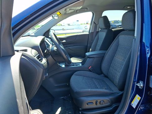 Certified 2023 Chevrolet Equinox LT AWD/4WD image 13