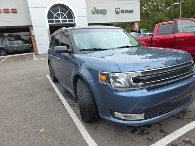 Used 2019 Ford Flex SEL w/ Equipment Group 202A AWD/4WD image 3